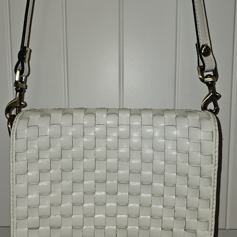 Elegant White Leather Woven PATRICIA NASH Handbag